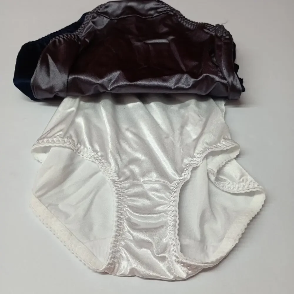 Vanity Fair Radiant Collection Light Control Undershapers 3 Pack Briefs S/5 - Picture 4 of 5